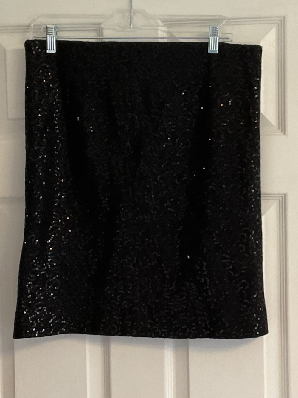 ⭐️Banana Republic Black Wool/Viscose Sequin Pencil Skirt - size 8